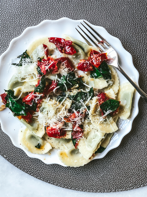 ROASTED TOMATO + SPINACH PASTA